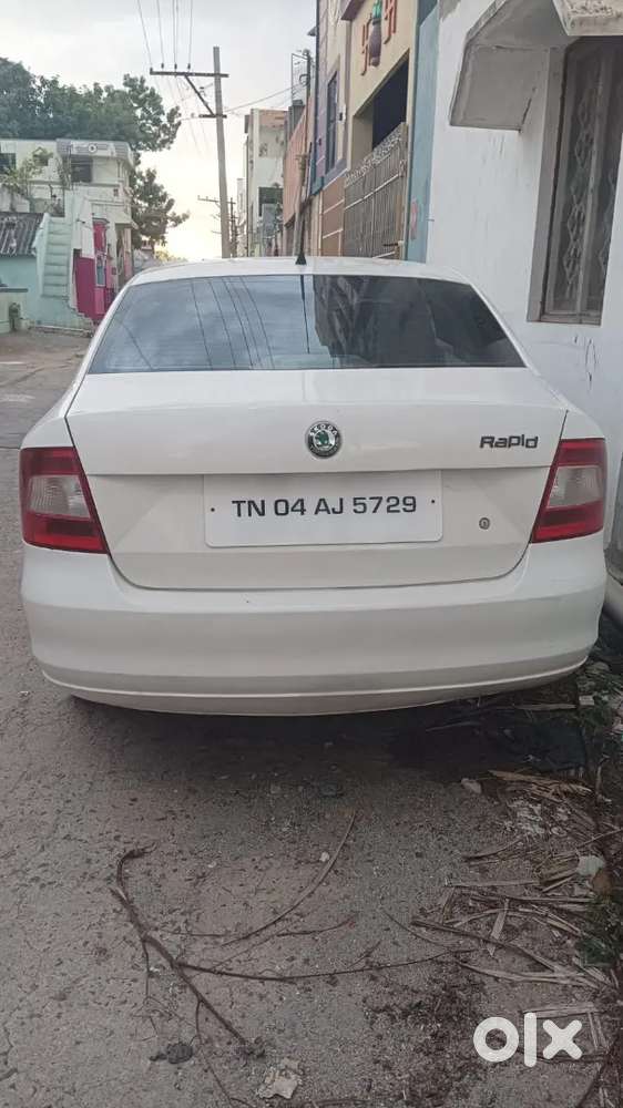 Skoda Rapid Tsi Active 2012