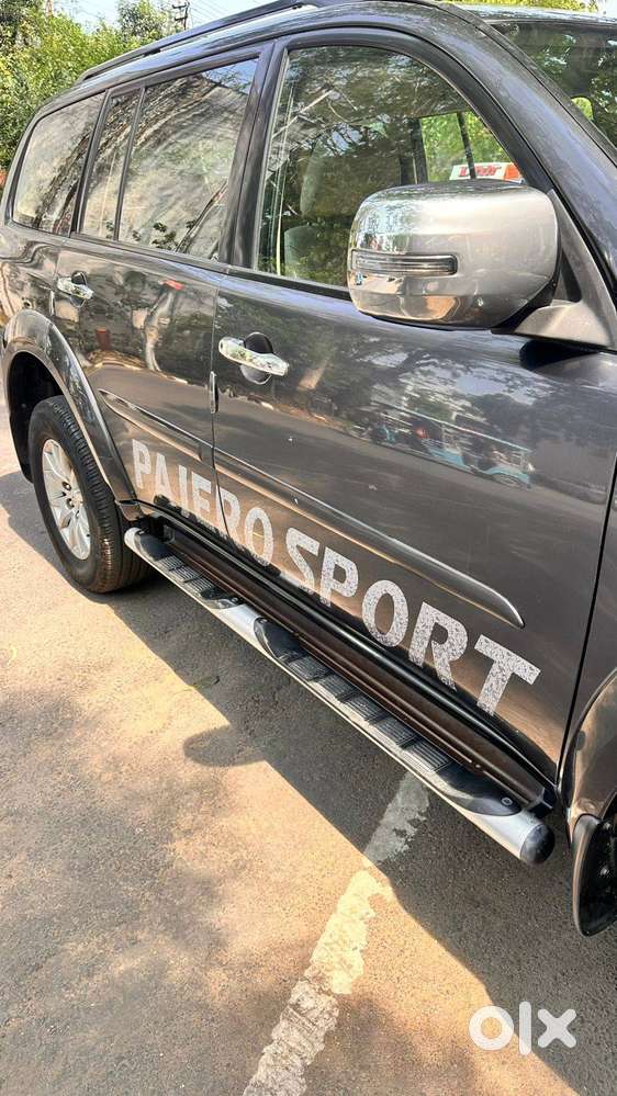 Mitsubishi Pajero Sport 2015 Diesel 178000 Km Driven