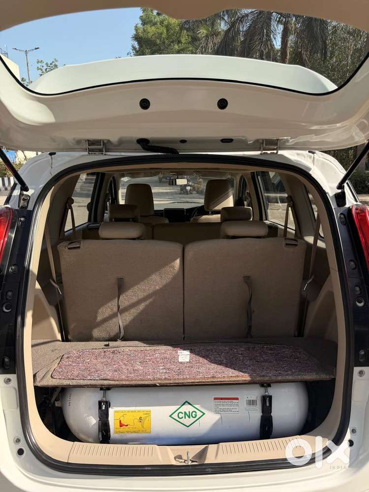 Maruti Suzuki Ertiga Vxi (o) Cng, 2023, Petrol