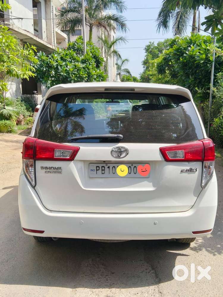 Toyota Innova Crysta 2018 Diesel Well Maintained