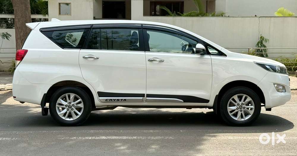 Toyota Innova Crysta 2.4 V, 2017, Diesel