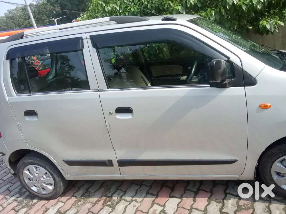 Wagnr Green Cng