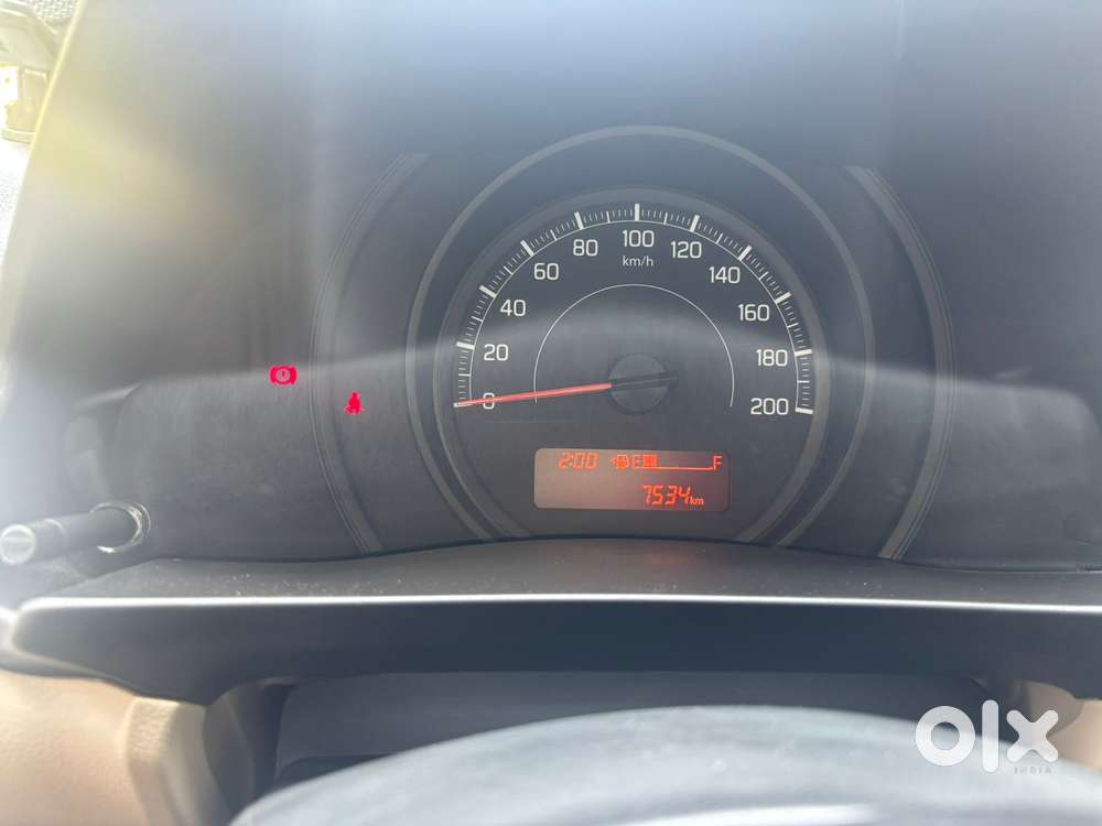 Maruti Suzuki Swift Dzire Vxi Optional, 2025, Petrol