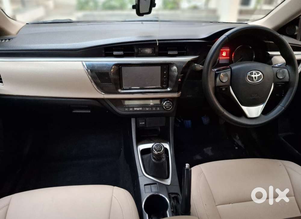 Toyota Corolla Altis 2013-2017 D-4d G, 2015, Diesel
