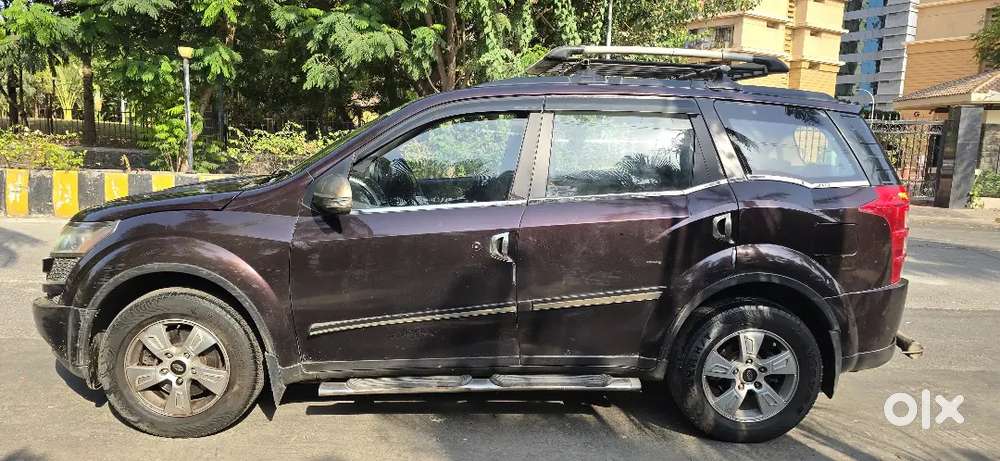 2013 Mahindra Xuv500 W8 Available In Lakeside Purple Colour
