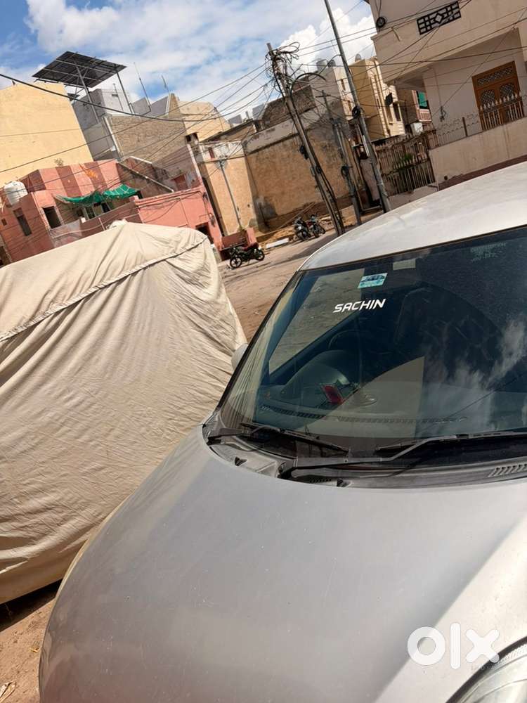 Maruti Suzuki Swift 2012