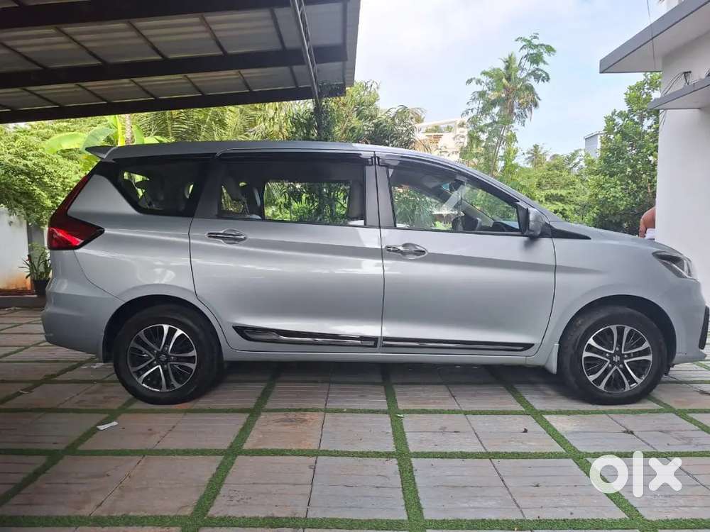 Maruti Suzhuki Eritga Hybrid Zxi +