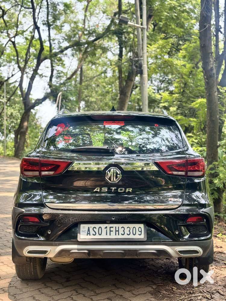 Mg Astor 1.5 Savvy Cvt S Red, 2022, Petrol