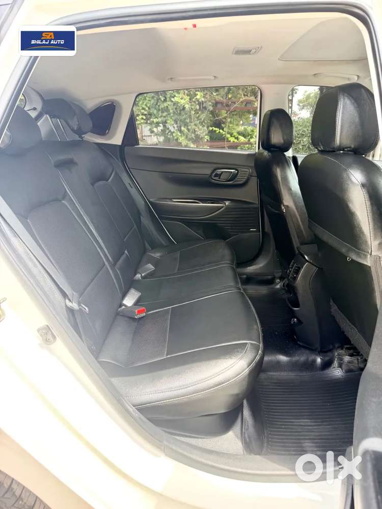 Hyundai I20 Asta (o) 1.2 Mt, 2023, Petrol