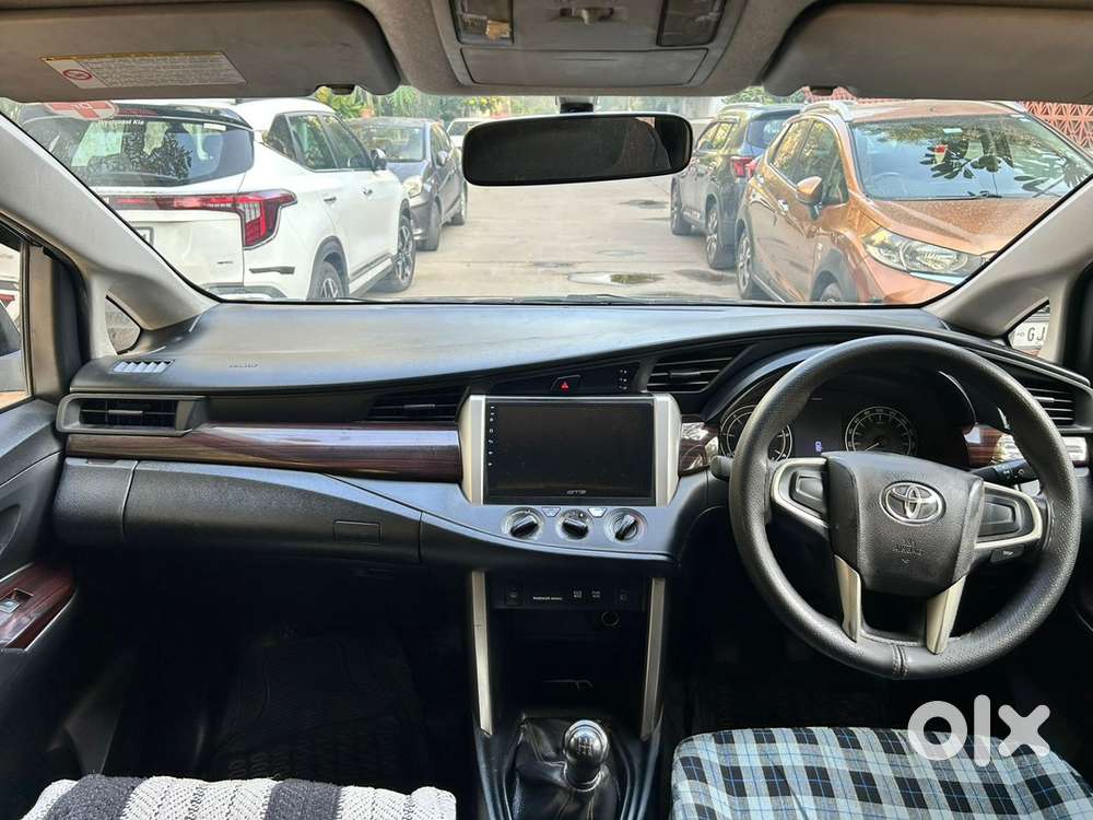 Toyota Innova Crysta 2017