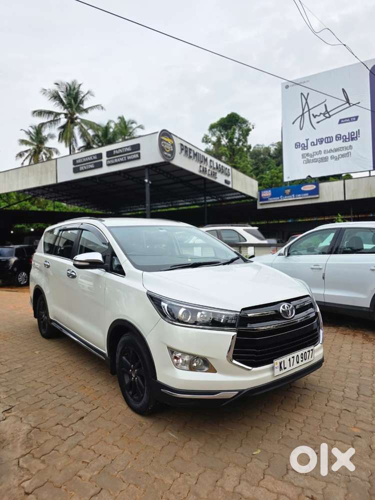 Toyota Innova Crysta Diesel 2017