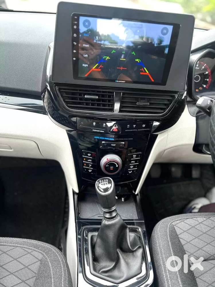 Mahindra Xuv 3xo, 2025, Petrol