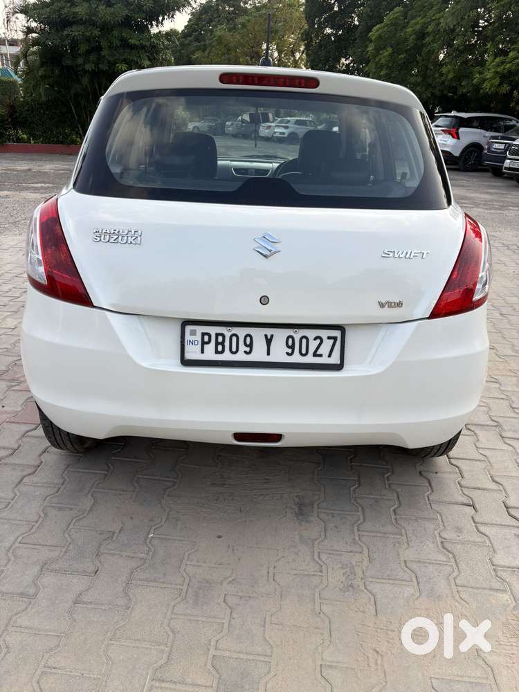 Maruti Suzuki Swift Vdi Bs Iv, 2015, Diesel