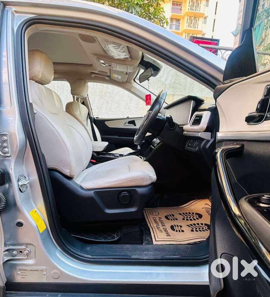 Mahindra Xuv700 2.2 Ax 7 Diesel At Str, 2022, Diesel