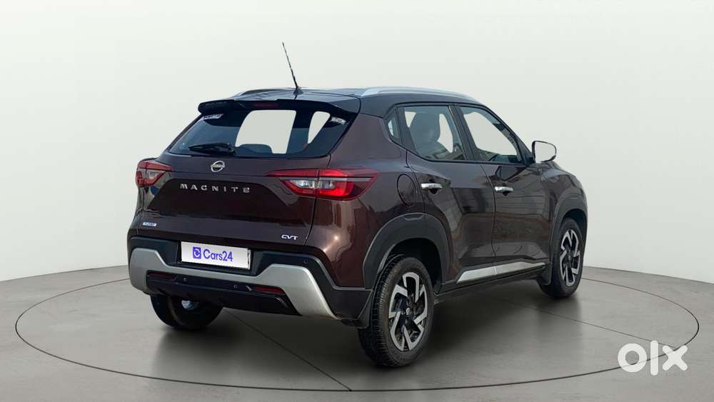 Nissan Magnite 1.0 Xv Turbo Cvt Dual Tone, 2022, Petrol