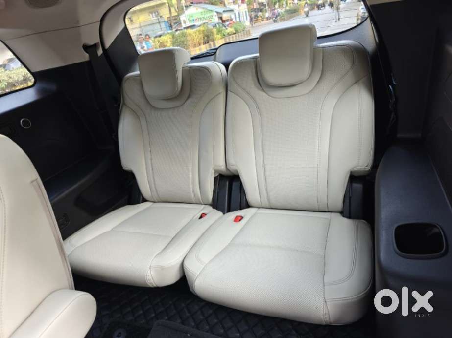 Mahindra Xuv700 2.2 Ax 7 Diesel At Luxury Pack Str, 2024, Diesel