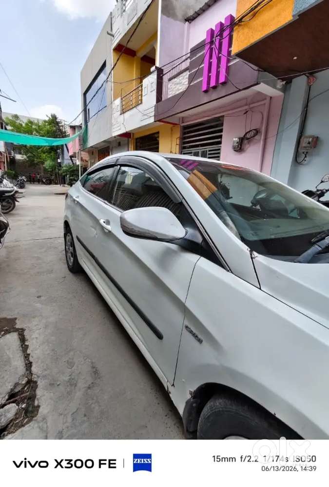 Hyundai Verna 2012