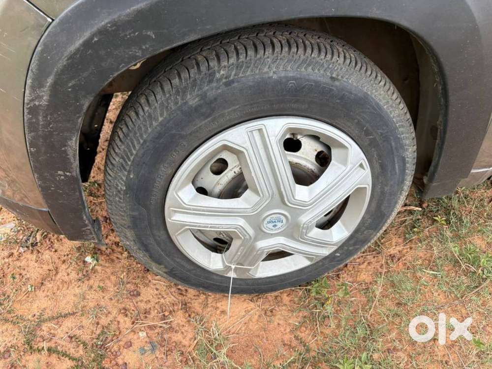 Mahindra Kuv 100, 2018, Petrol