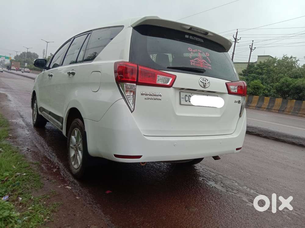 Toyota Innova Crysta 2.4 V, 2016, Diesel