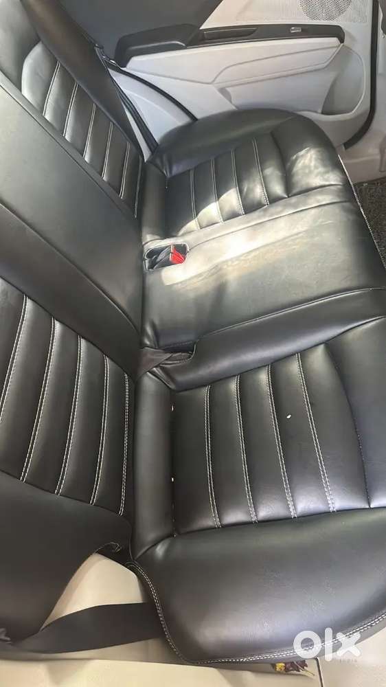 Mahindra Xuv300 Diesel 2022 Automatic Sunroof