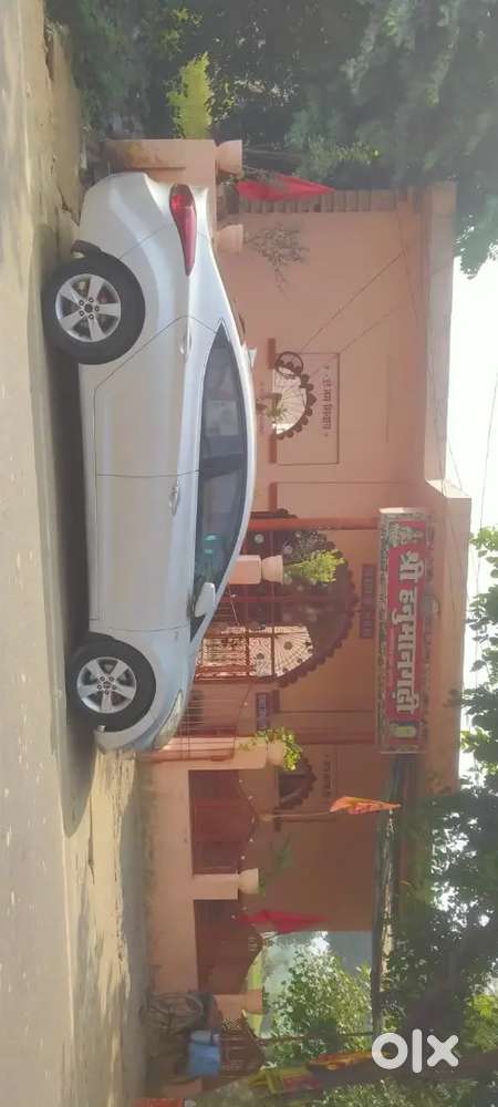 Hyundai Elantra 2013 Diesel 90000 Km Driven