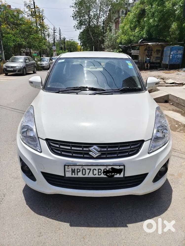 शोरूम कनङिशन कार