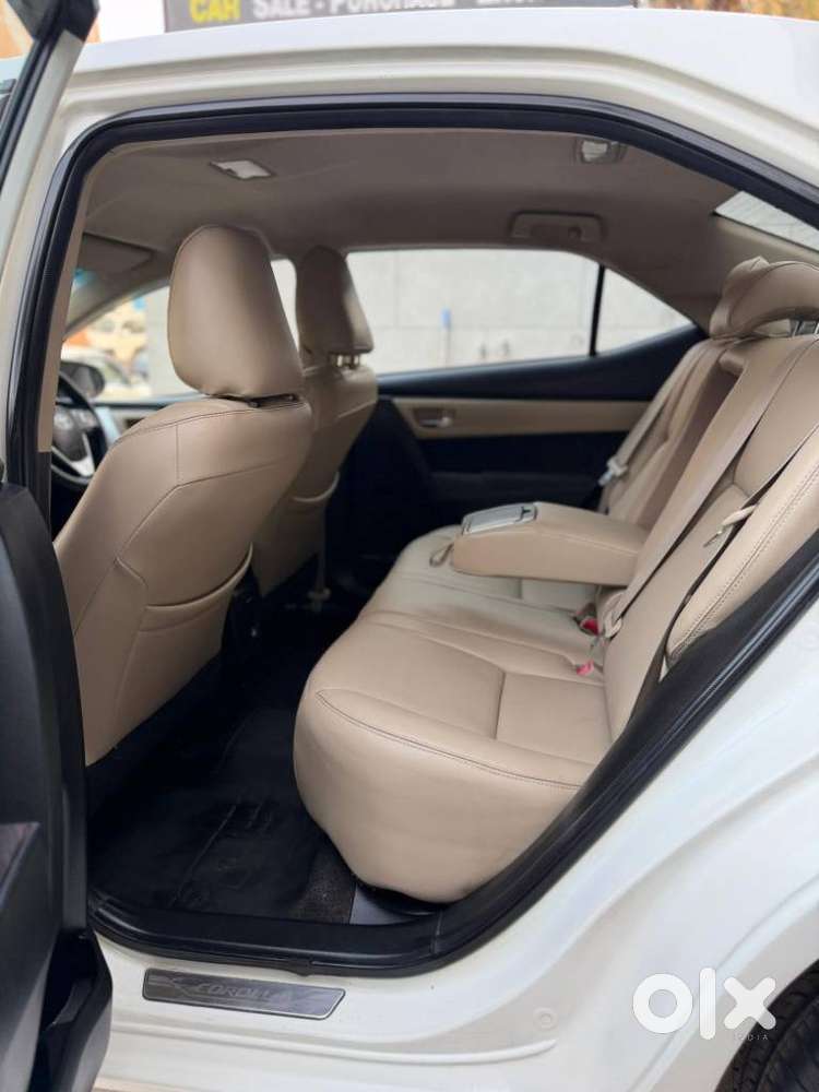 Toyota Corolla H4 1.8g, 2015, Petrol