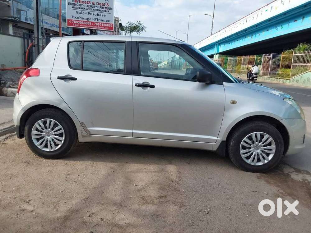Maruti Suzuki Swift Vxi + Manual, 2009, Petrol