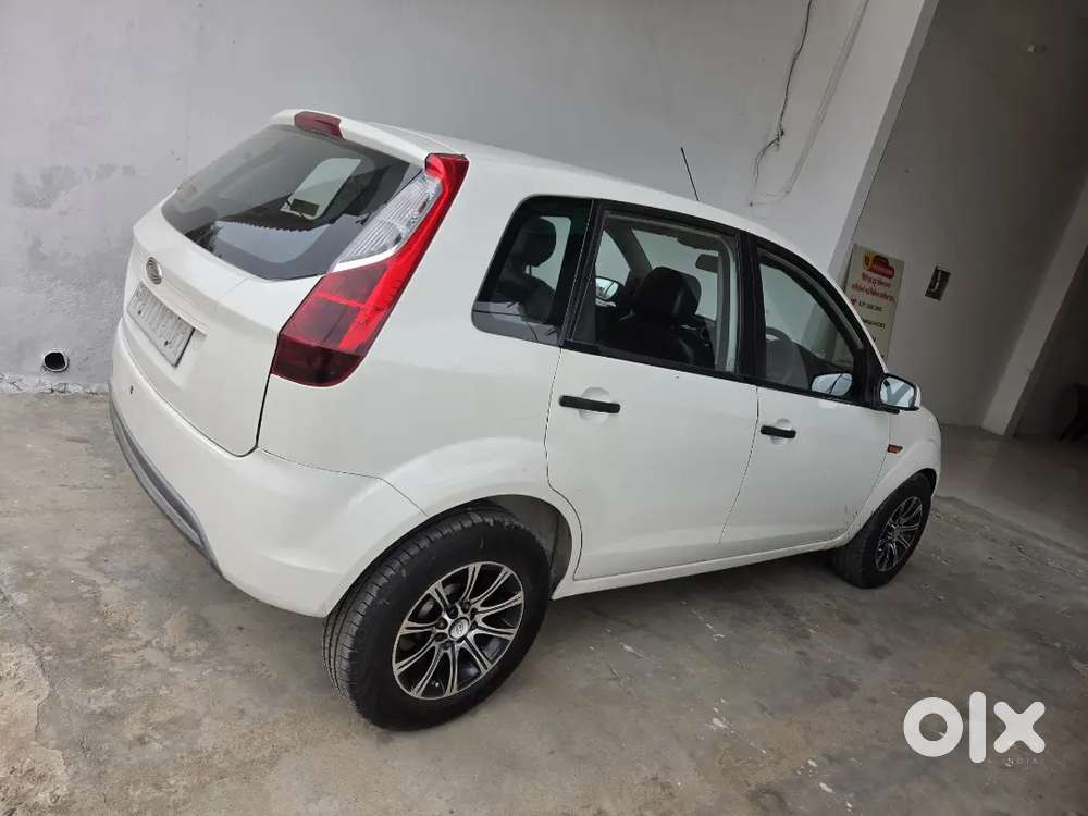 Ford Figo 1.5 Trend 2012