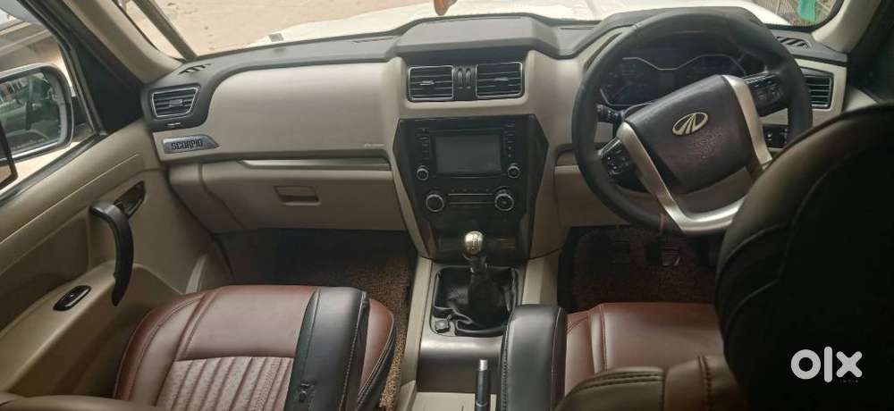 Mahindra Scorpio S10, 2017, Diesel