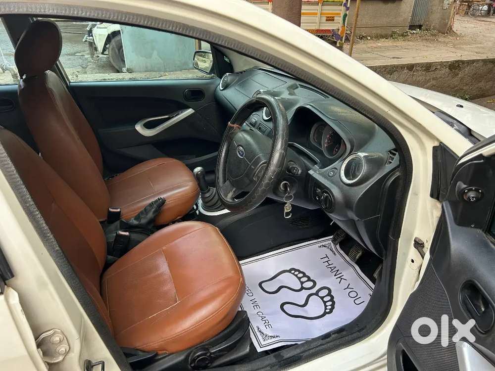Ford Figo 1.2 Titanium Plus 2010