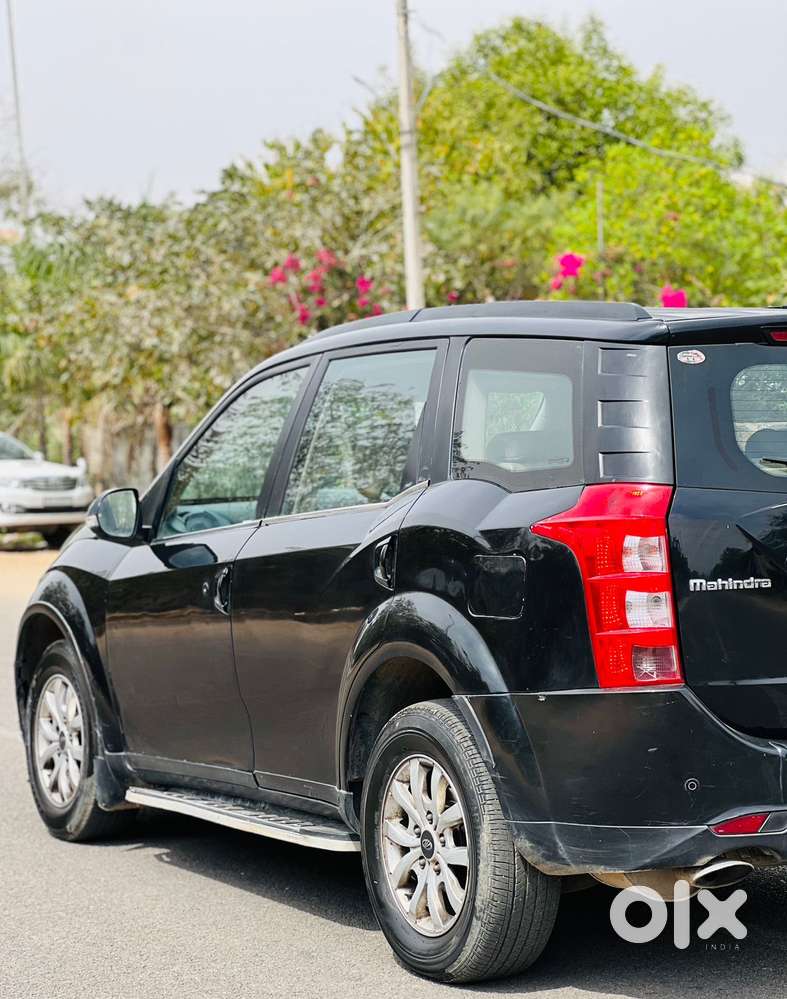Mahindra Xuv500 W10 2wd, 2016, Petrol
