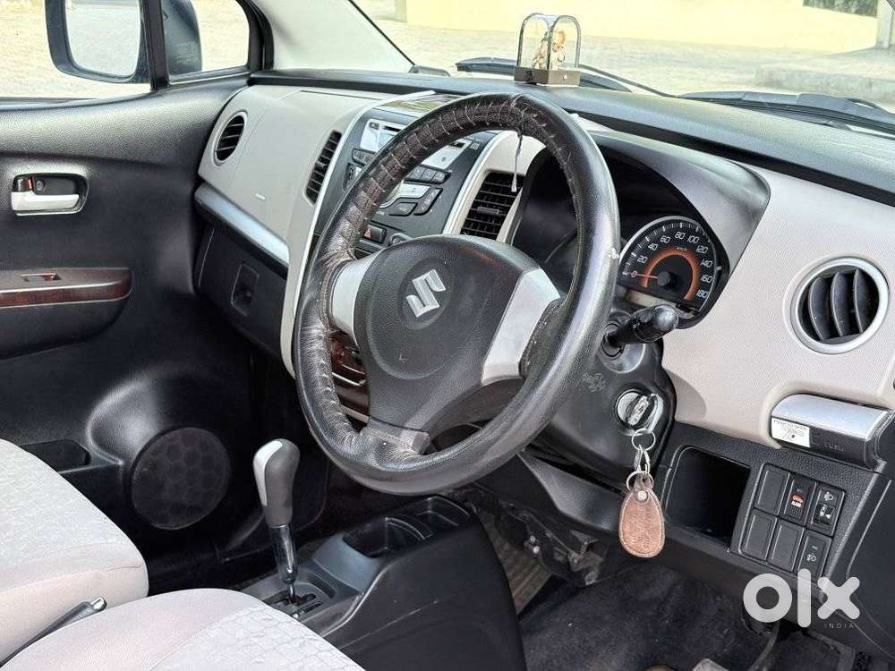 Maruti Suzuki Wagon R Vxi Amt1.2, 2016, Petrol