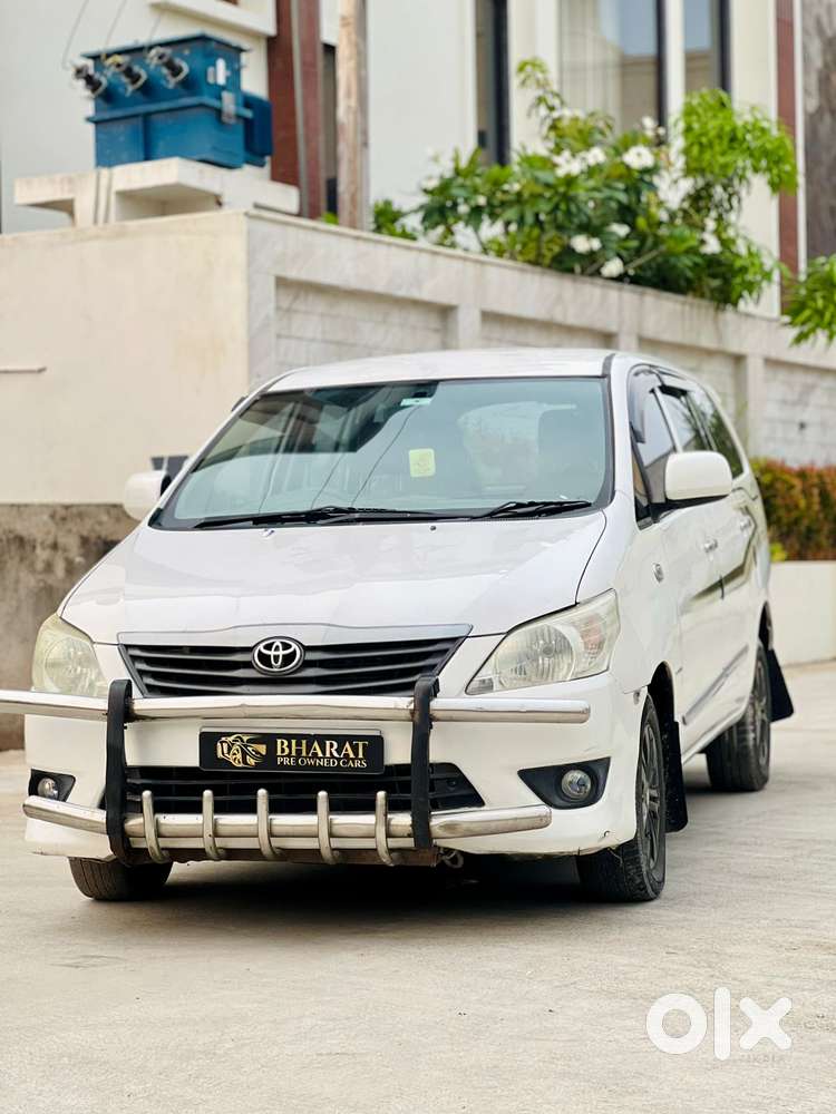 Toyota Innova 2.5 G (diesel) 7 Seater, 2012, Diesel