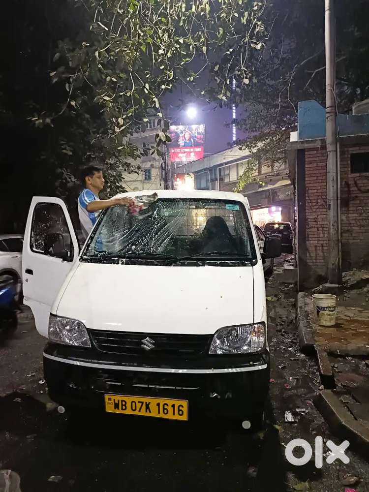 Maruti Suzuki Eeco 2023 Petrol 800 Km Driven