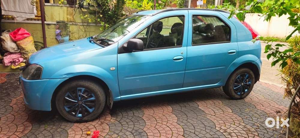 Lady Used Mahindra Verito Vibe Diesel In Good Condition