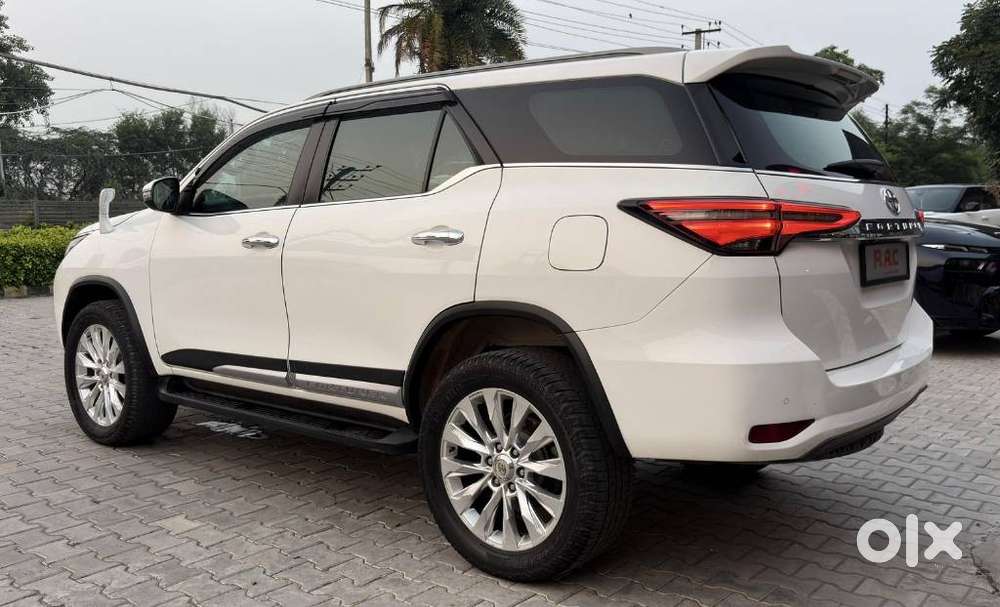 Toyota Fortuner 4x2 At 2.8 Diesel, 2021, Diesel