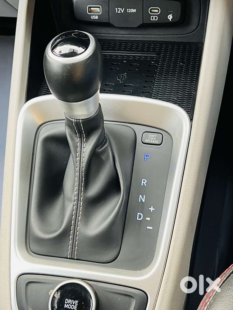 Hyundai Venue Sx Plus Turbo Dct, 2023, Petrol