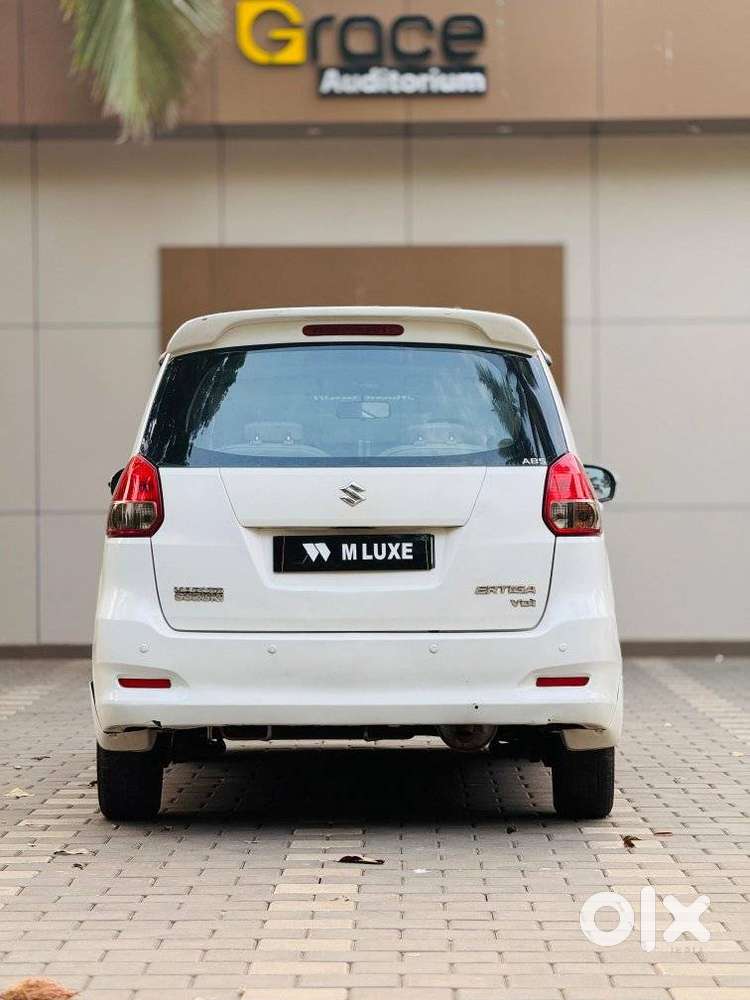 Maruti Suzuki Ertiga 2012-2015 Vdi, 2012, Diesel