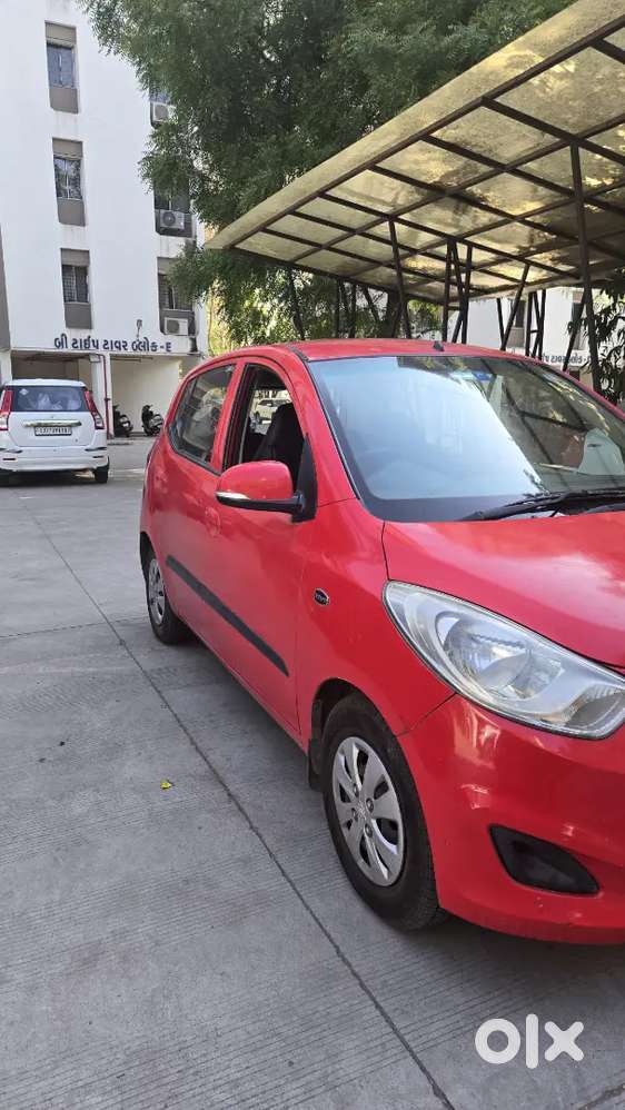 Hyundai I10 , 2013, Petrol + Cng , Well Maintained