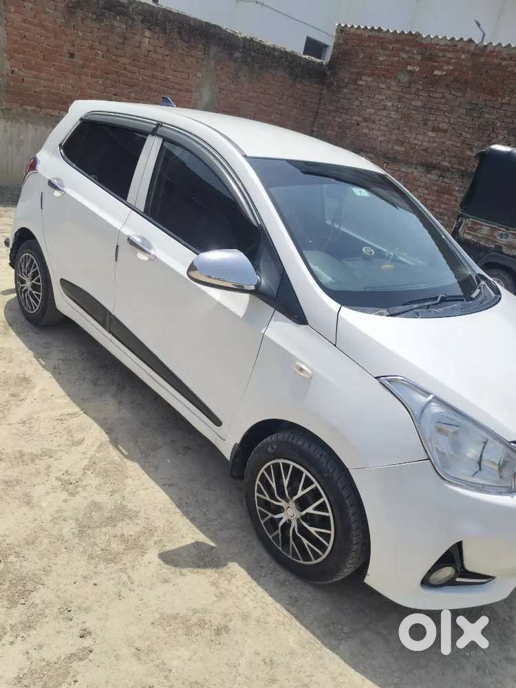 Hyundai Grand I10 2017 Diesel 62900 Km Driven