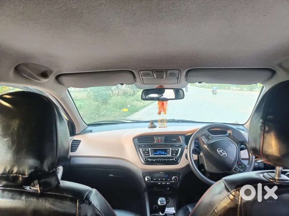 Hyundai Elite I20 2015 Diesel 118000 Km Driven