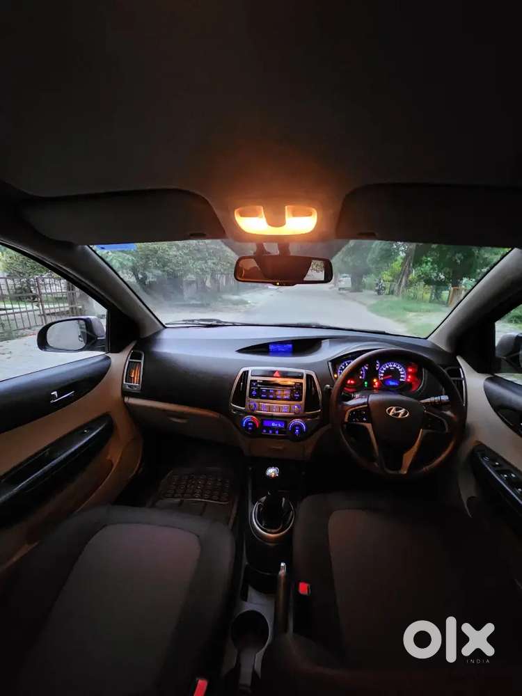 Hyundai I20 Sportz Petrol 2013