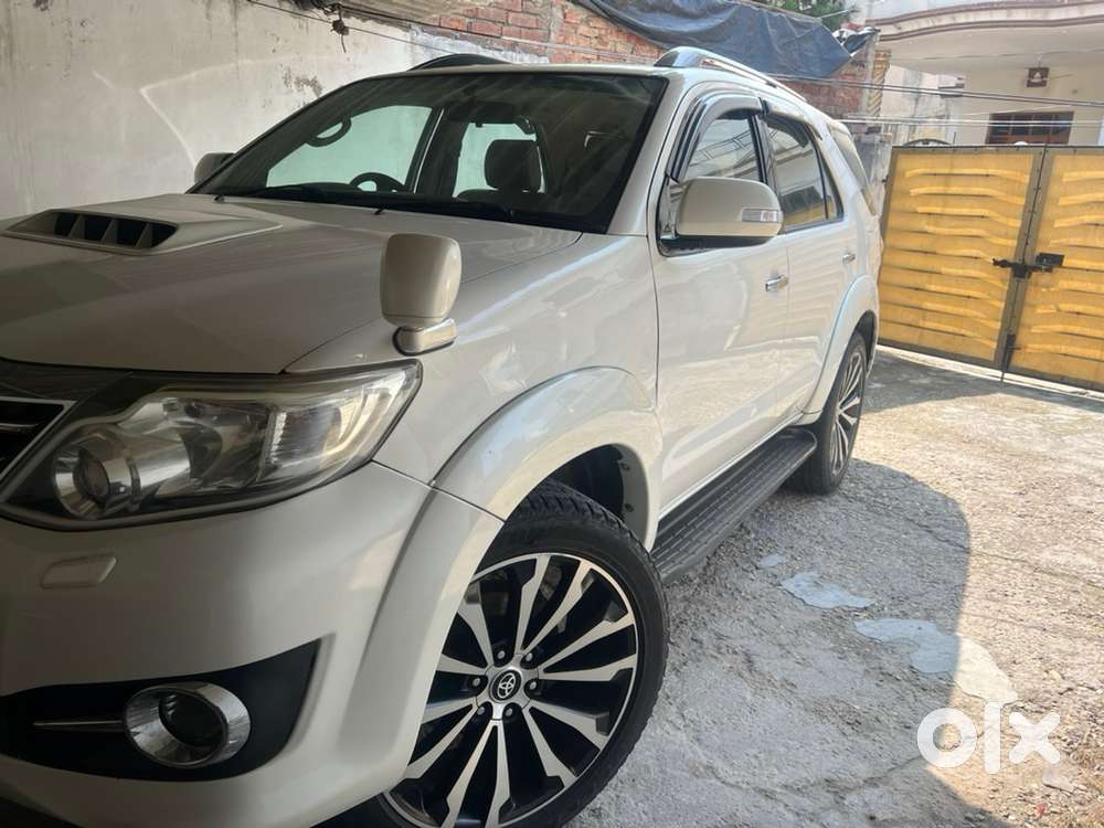 Toyota Fortuner Diesel 2013