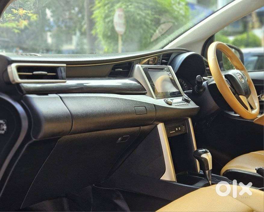 Toyota Innova Crysta 2.8z Automatic, 2019, Diesel
