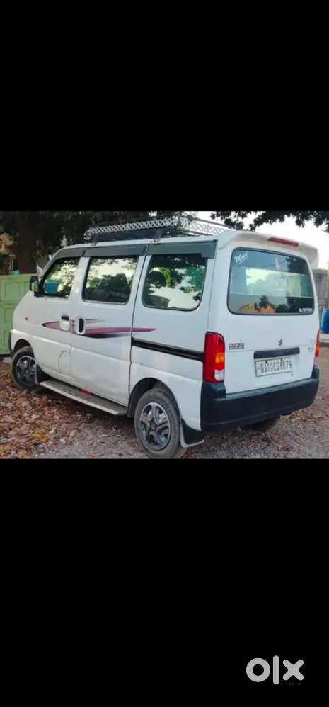Maruti Suzuki Eeco Smiles 2016