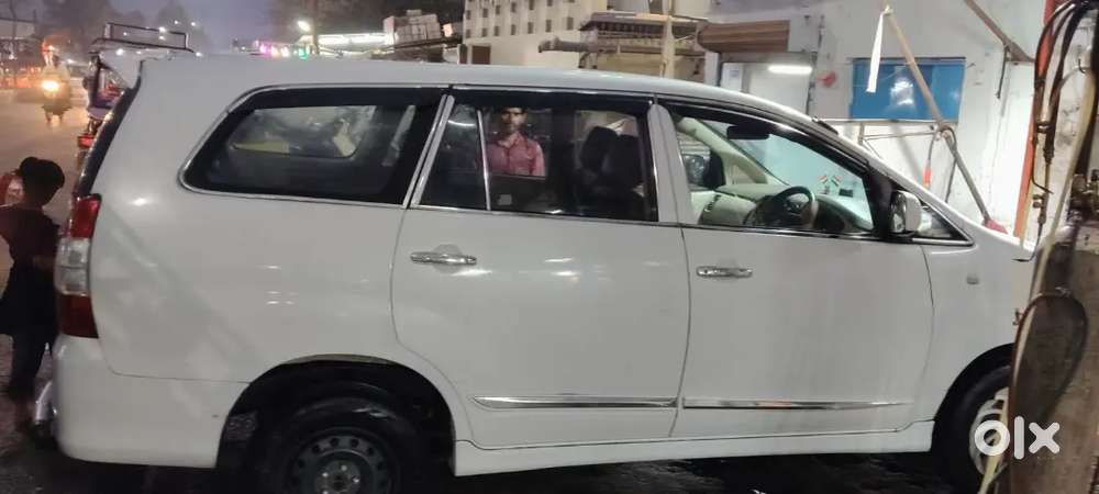 Toyota Innova 2008 Diesel Well Maintained