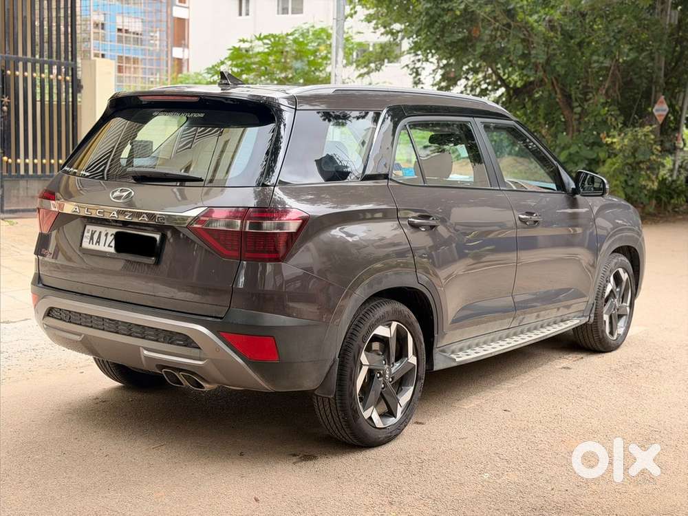 Hyundai Alcazar 2023 Petrol 32500 Km Driven
