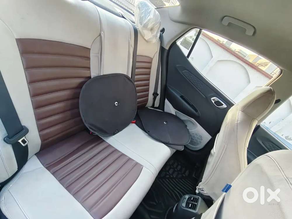 Hyundai Aura 1.2 Sx 2025 Cng