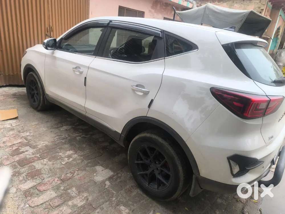 Brand New. New Kar